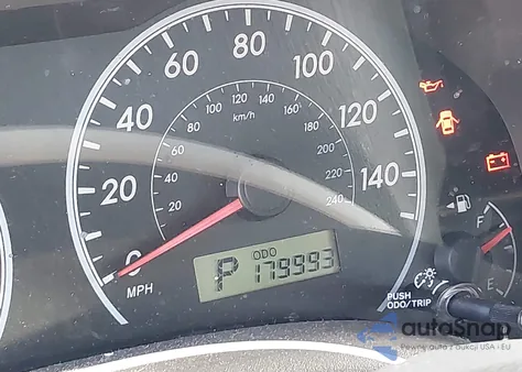 2010 Toyota Corolla Le z USA, uszkodzony, nr VIN 1NXBU4EE2AZ358005